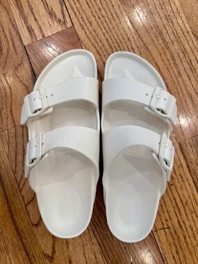 White Double-Buckle Slide Sandals Birkenstock 38